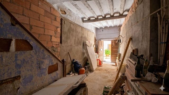 2 soveværelse Byhus til salg i La Codoñera - € 37.000 (Ref: 10124602)