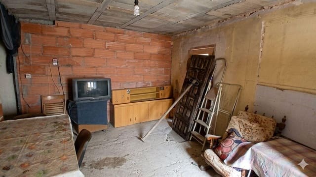 2 soveværelse Byhus til salg i La Codoñera - € 37.000 (Ref: 10124602)
