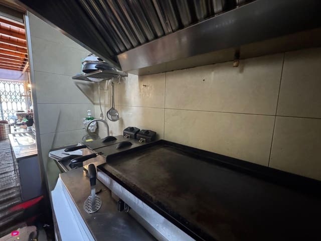Gewerbe zu vermieten in Peñarroya de Tastavins - 400 € (Ref: 10124603)