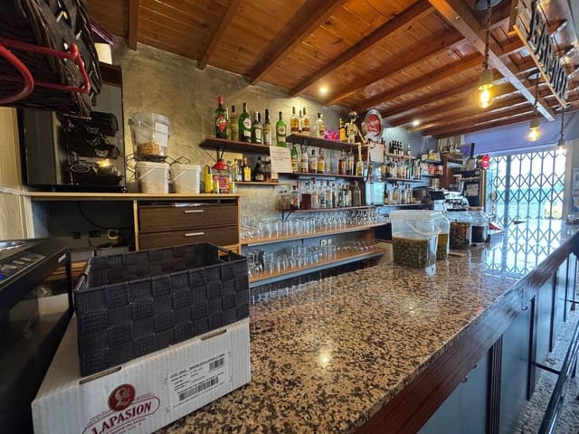 Gewerbe zu vermieten in Peñarroya de Tastavins - 400 € (Ref: 10124603)