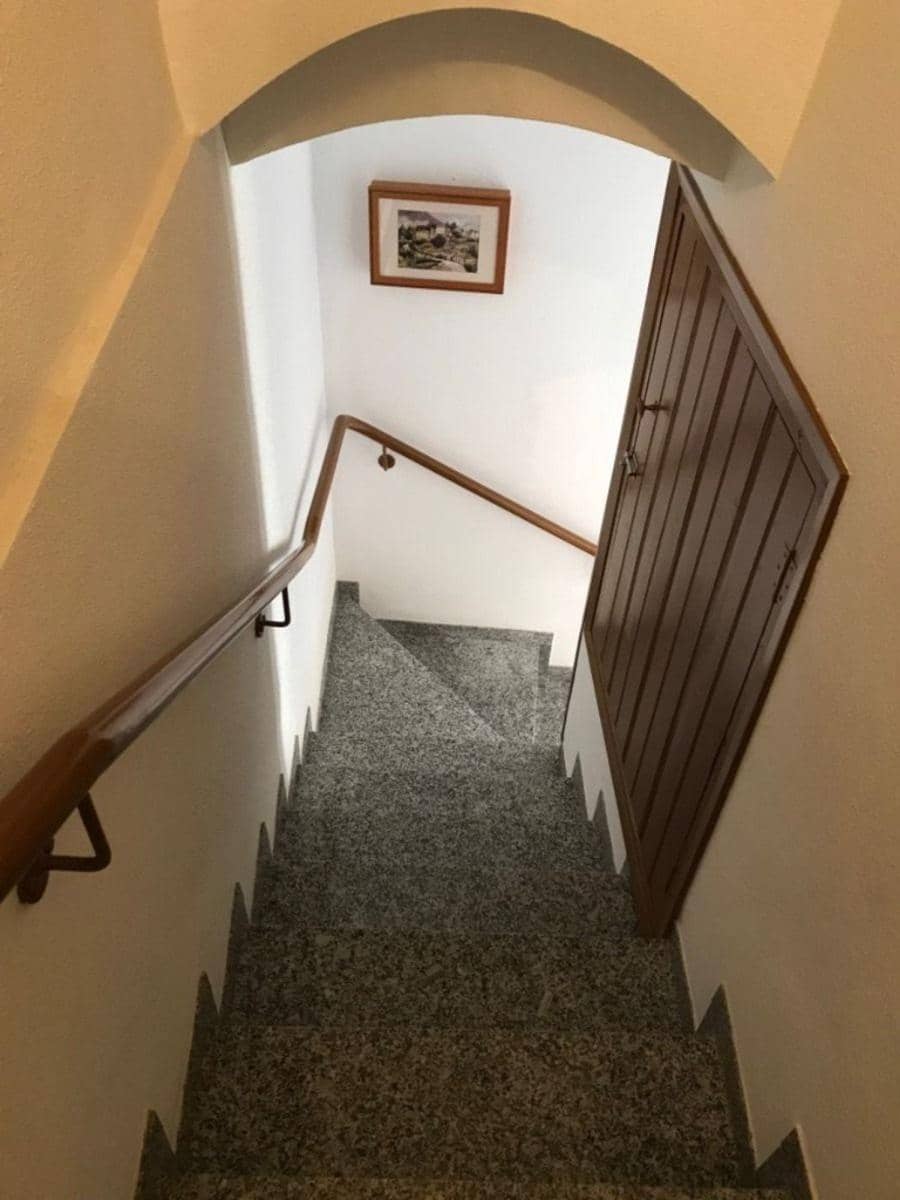 4 quarto Casa em Banda para venda em Valdeltormo - 75 000 € (Ref: 10124607)