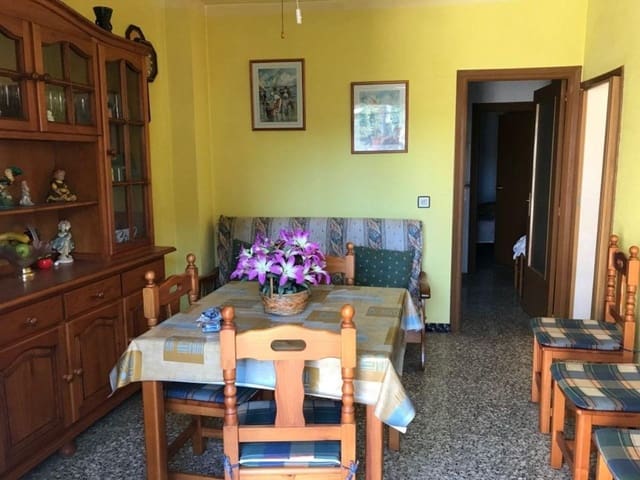 4 quarto Casa em Banda para venda em Valdeltormo - 75 000 € (Ref: 10124607)