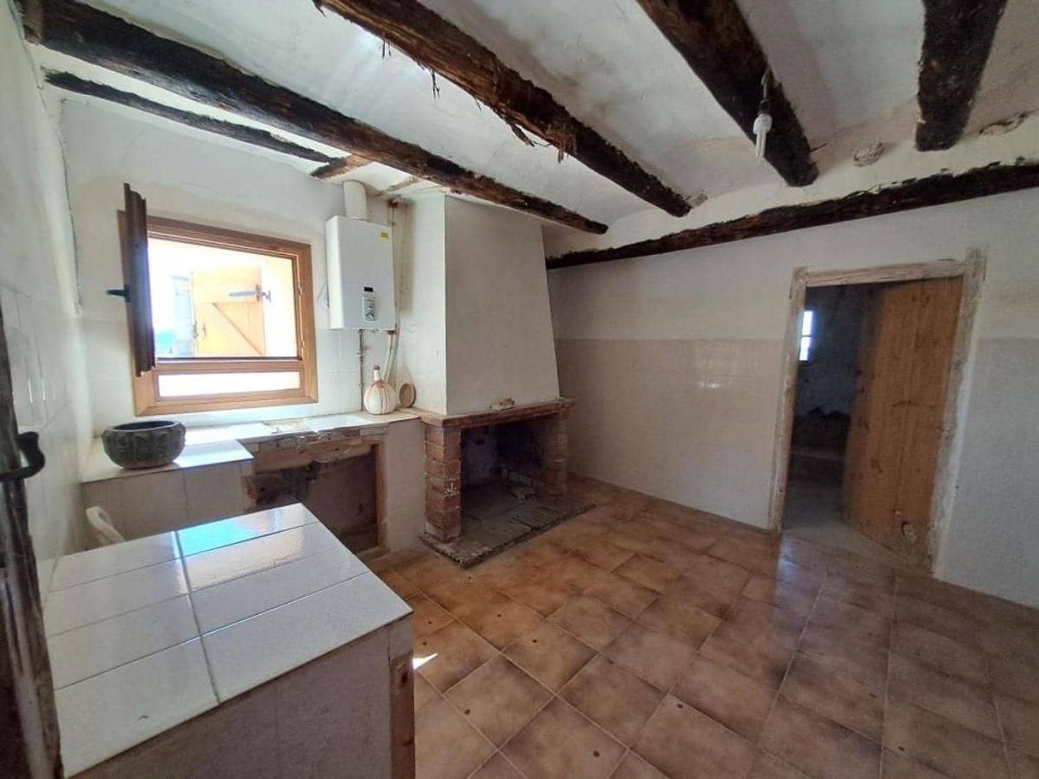 4 bedroom Finca/Country House for sale in Valderrobres - € 336,000 (Ref: 10124610)
