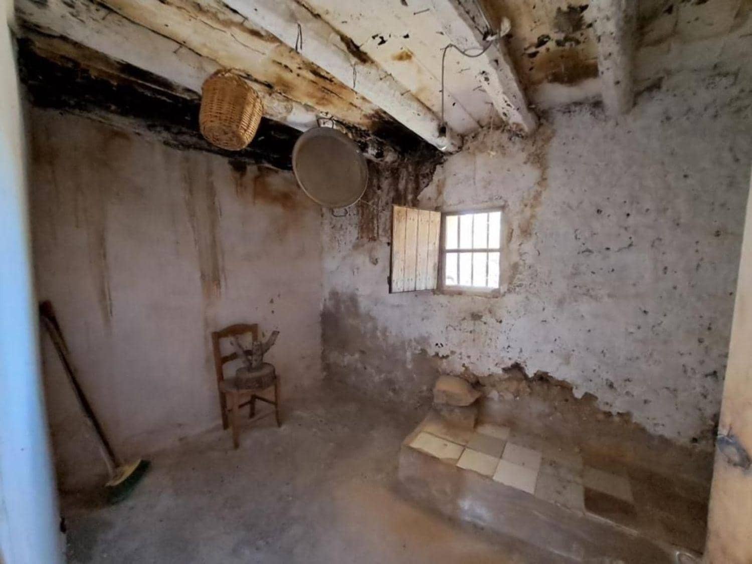 4 bedroom Finca/Country House for sale in Valderrobres - € 336,000 (Ref: 10124610)