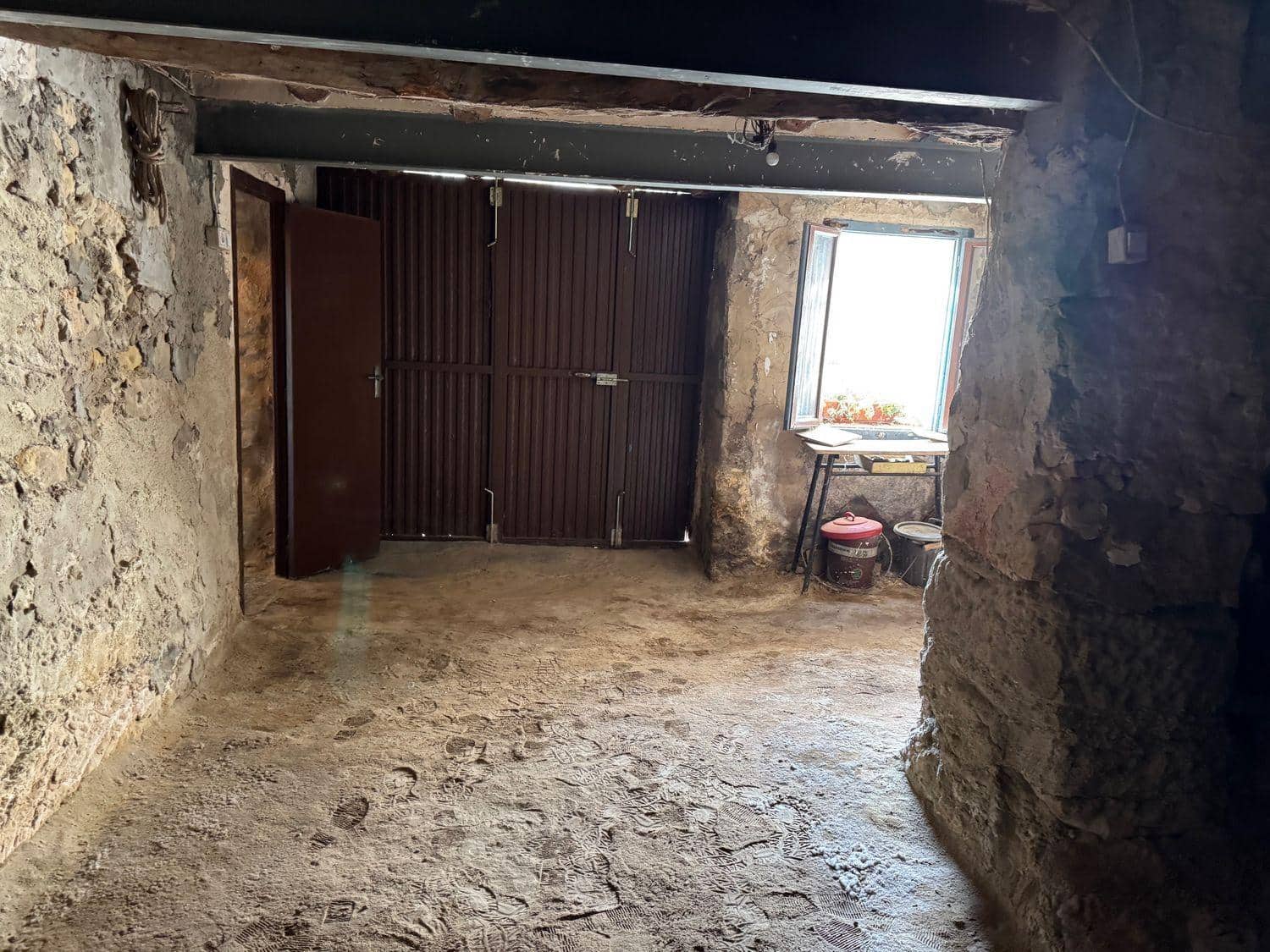 4 quarto Casa em Banda para venda em Valdeltormo com garagem - 64 000 € (Ref: 10124611)