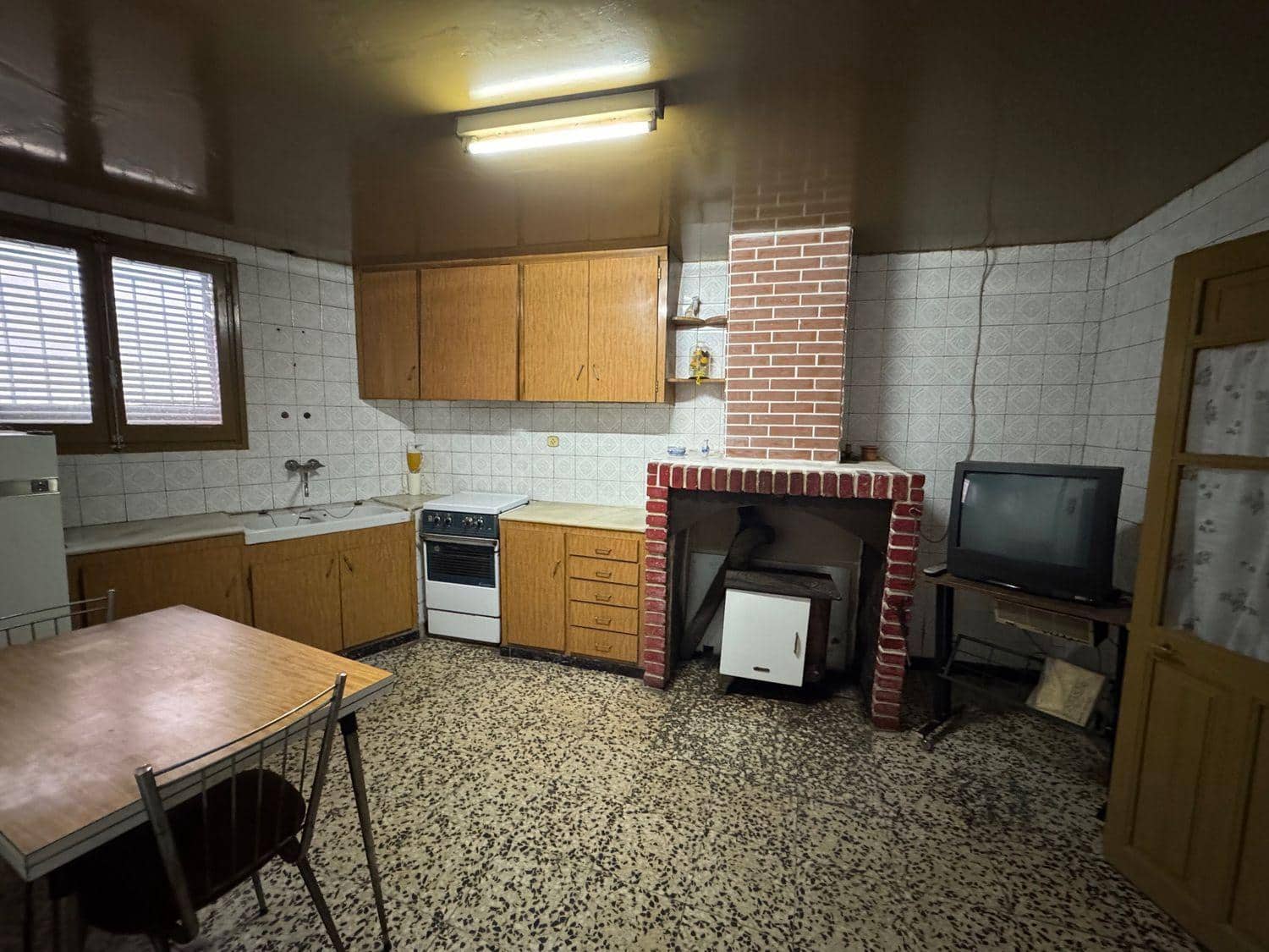 4 quarto Casa em Banda para venda em Valdeltormo com garagem - 64 000 € (Ref: 10124611)