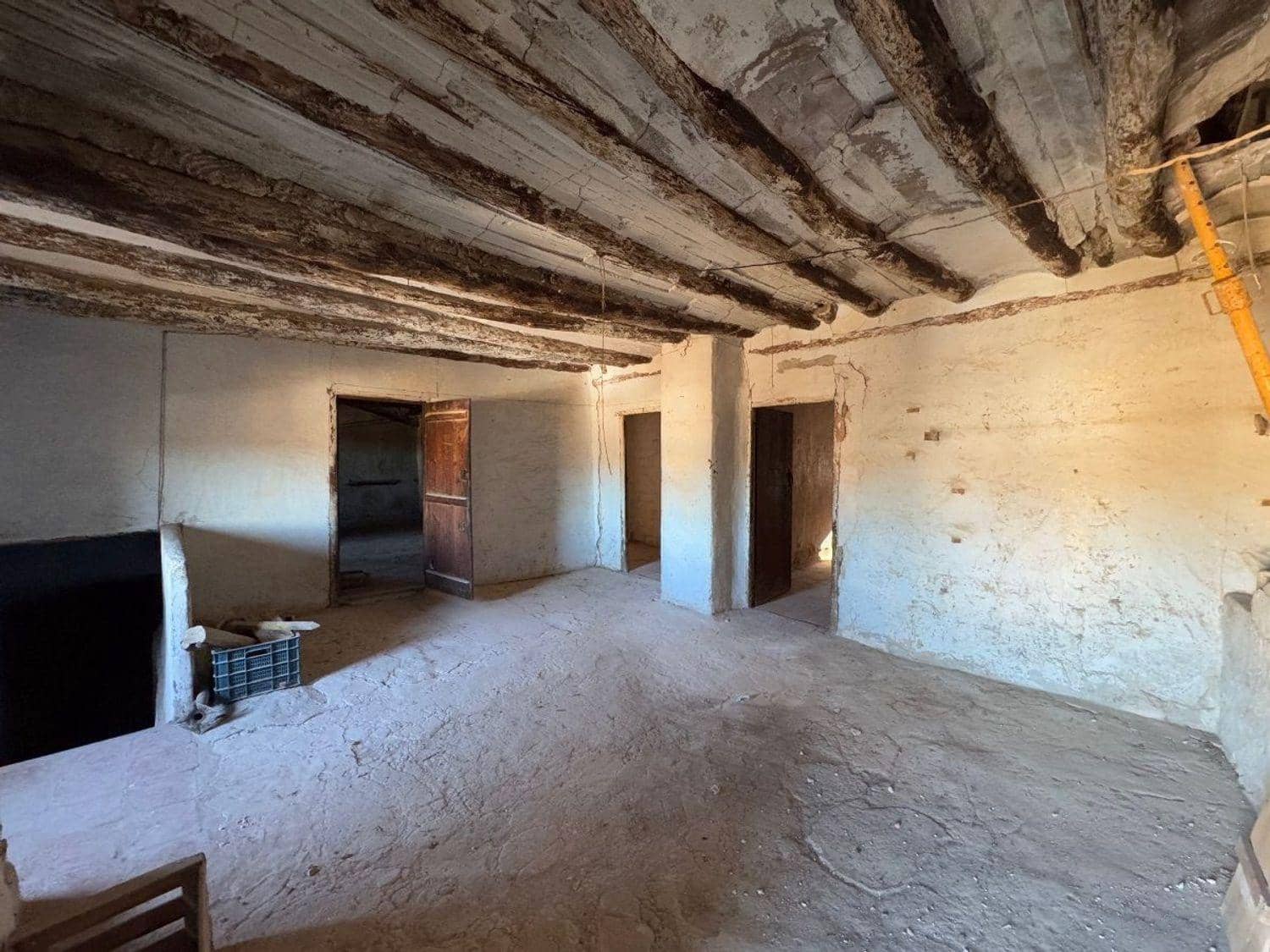 4 soveværelse Byhus til salg i Castelseras - € 95.000 (Ref: 10124617)