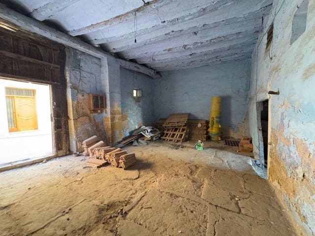 4 soveværelse Byhus til salg i Castelserás - € 95.000 (Ref: 10124617)
