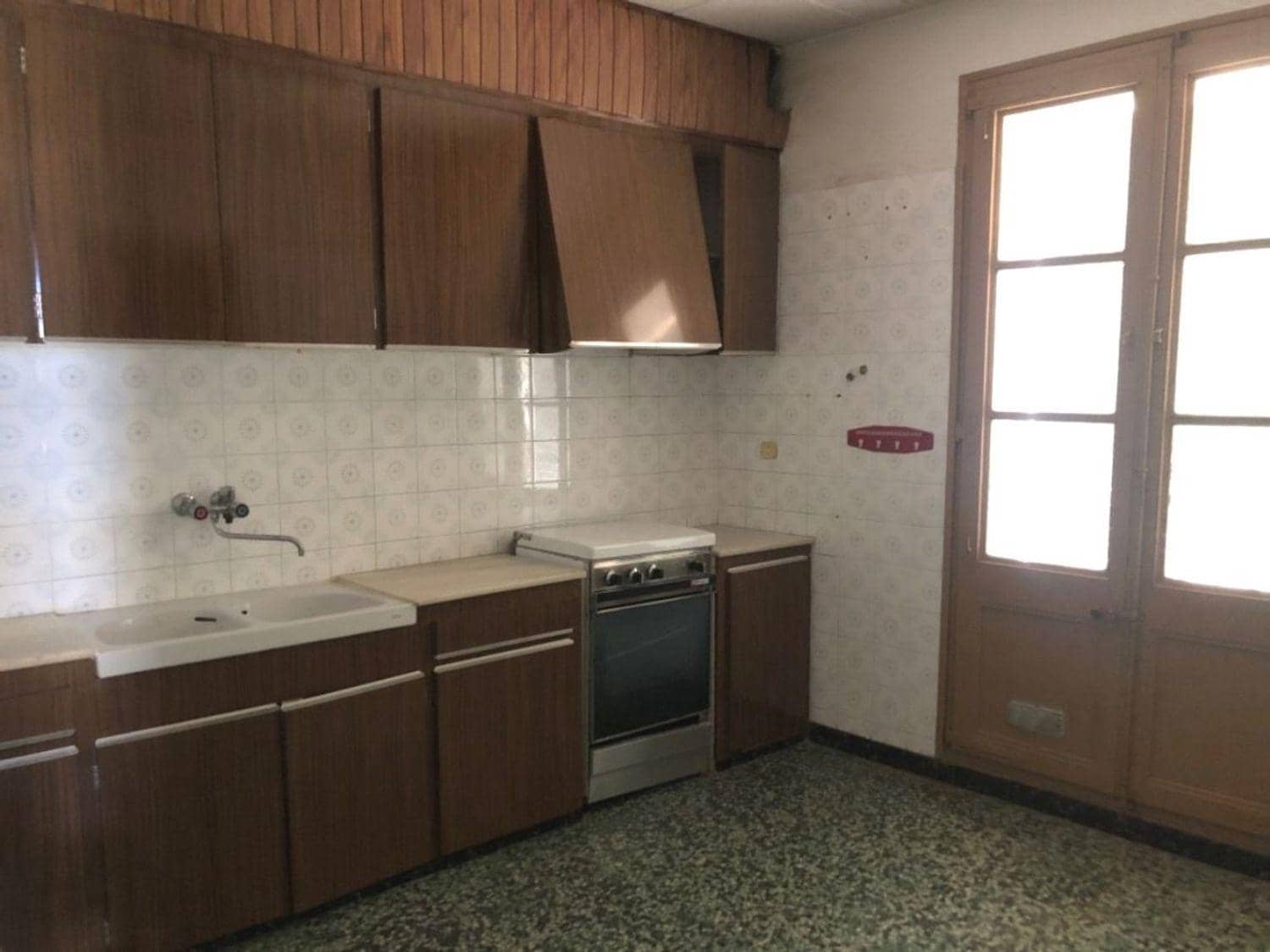 Casa de 4 habitaciones en Valdeltormo en venta con garaje - 99.000 € (Ref: 10124621)