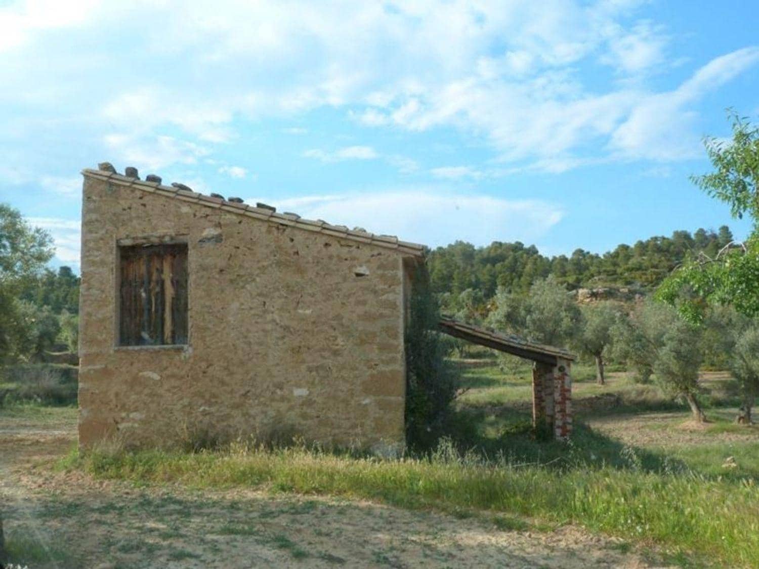 Finca/Country House for sale in Valjunquera - € 70,000 (Ref: 10124625)