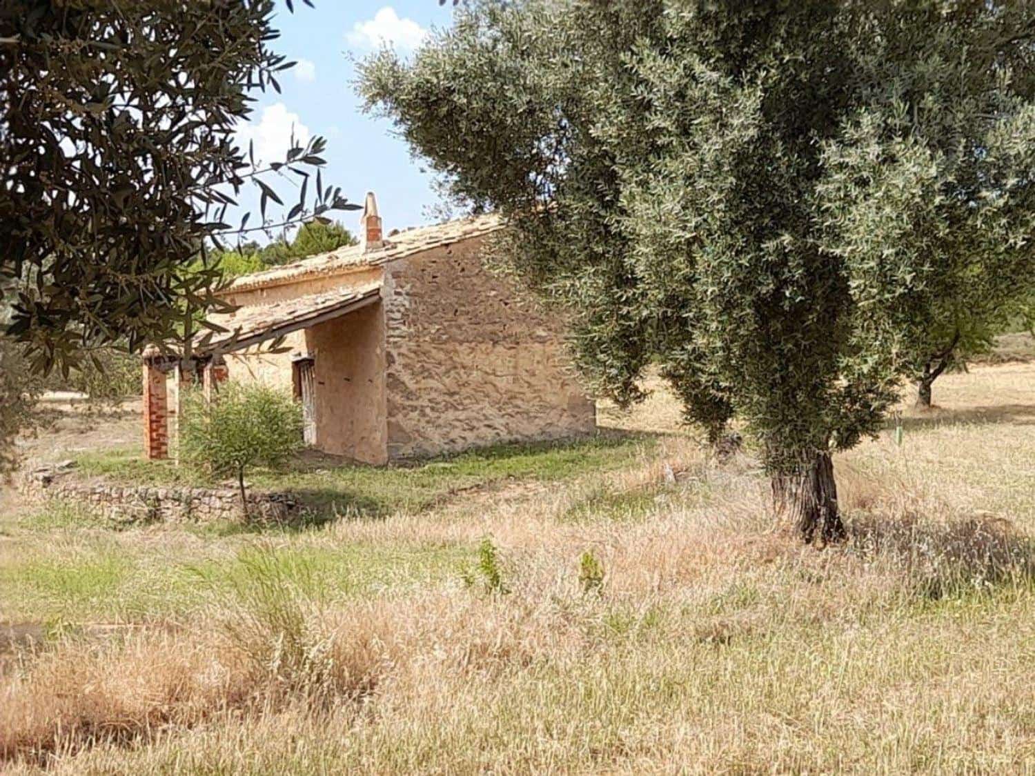 Finca/Country House for sale in Valjunquera - € 70,000 (Ref: 10124625)