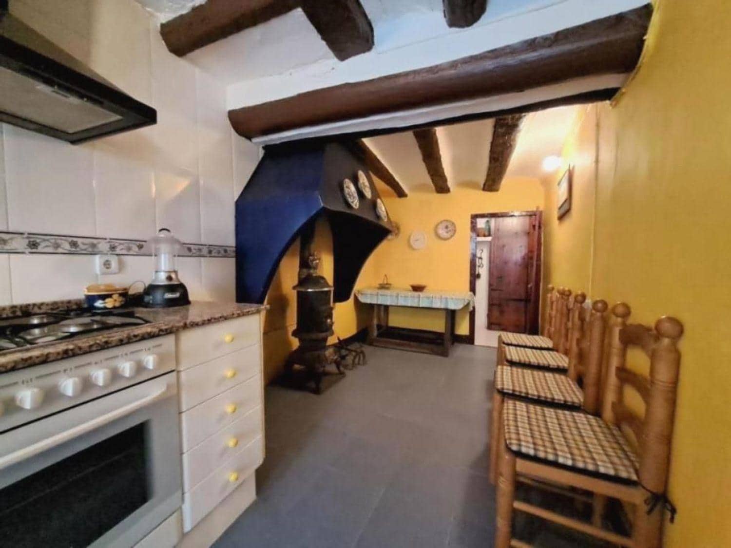 6 soveværelse Byhus til salg i Penarroya de Tastavins - € 165.000 (Ref: 10124627)
