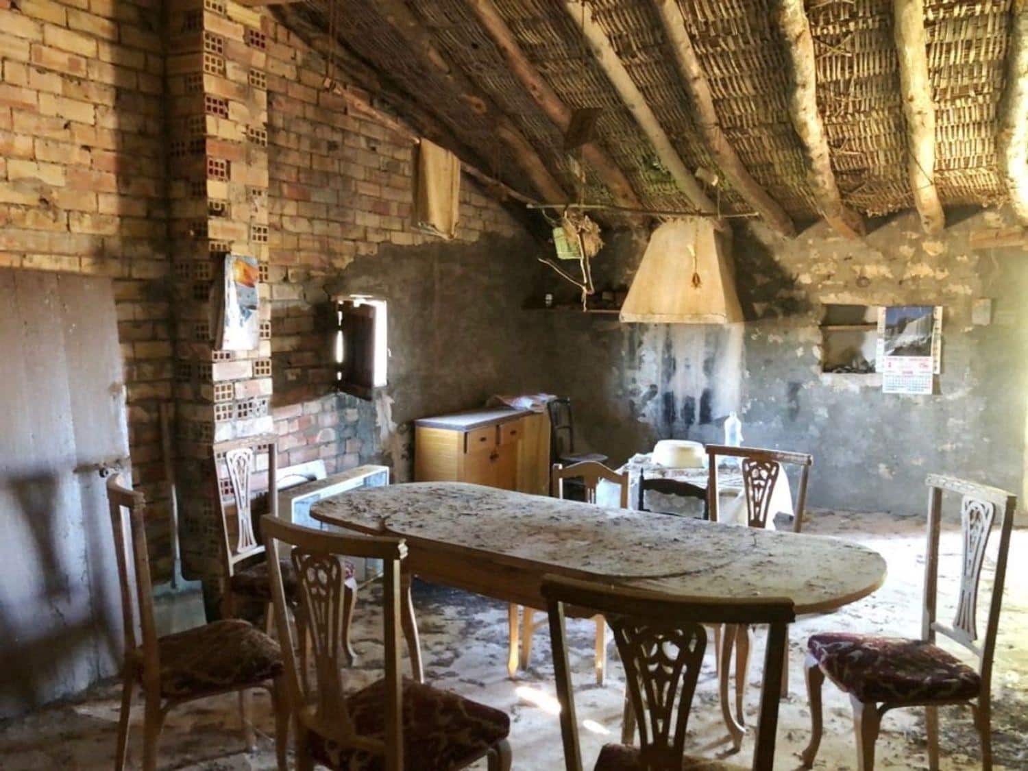 Finca/Country House for sale in Torre del Compte with garage - € 49,000 (Ref: 10124636)
