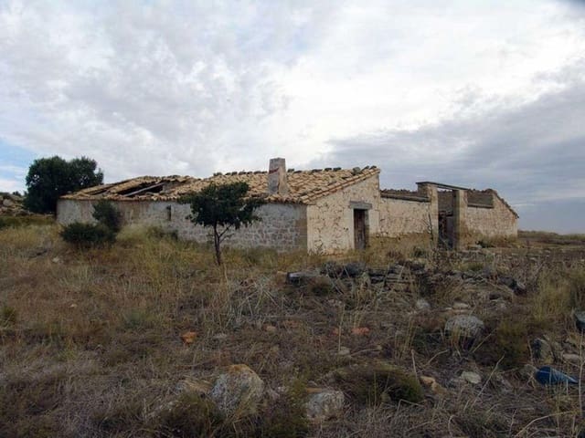 Rakentamaton maa myytävänä paikassa Alcañiz - 550 000 € (Ref: 10124639)