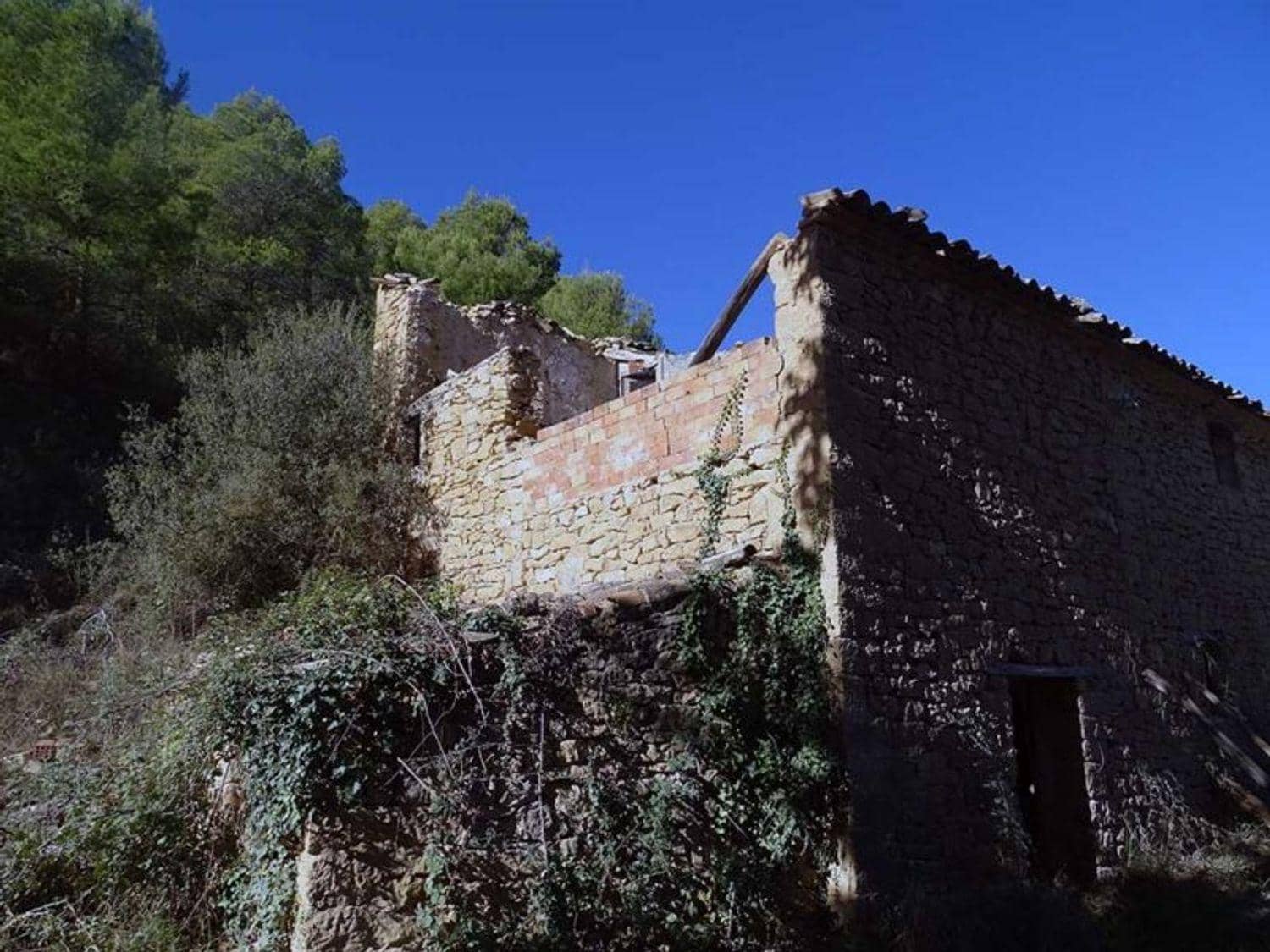 Finca/Herregård til salgs i La Fresneda - € 200 000 (Ref: 10124641)