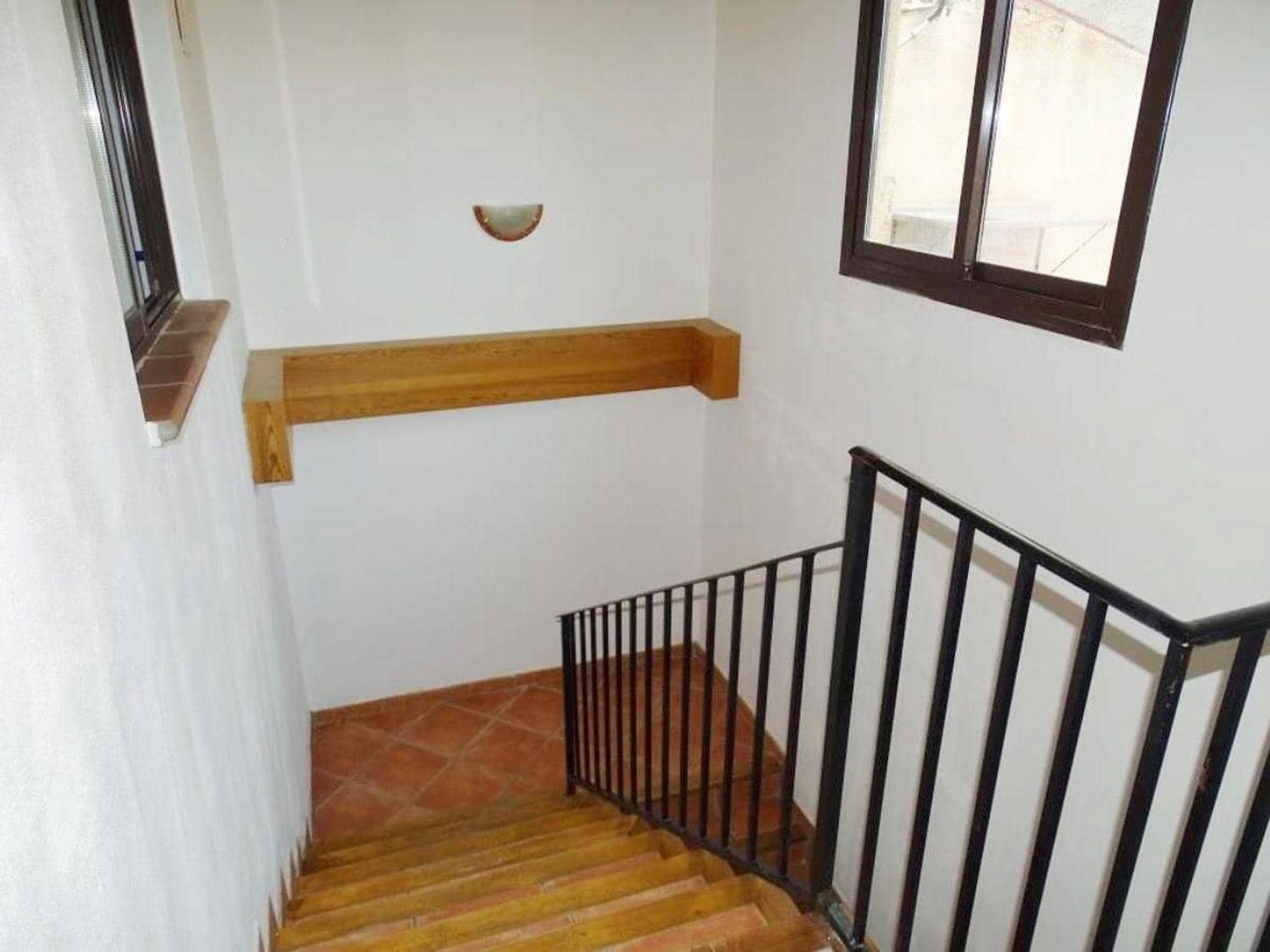2 sovrum Kommersiell till salu i Cretas - 148 000 € (Ref: 10124642)