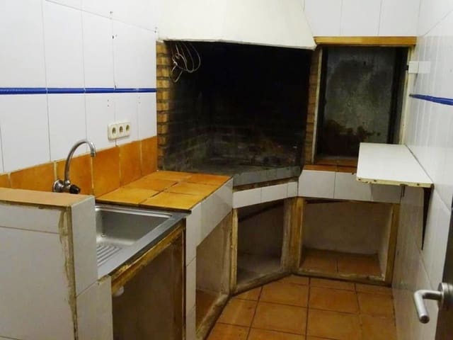 2 sovrum Kommersiell till salu i Cretas - 148 000 € (Ref: 10124642)