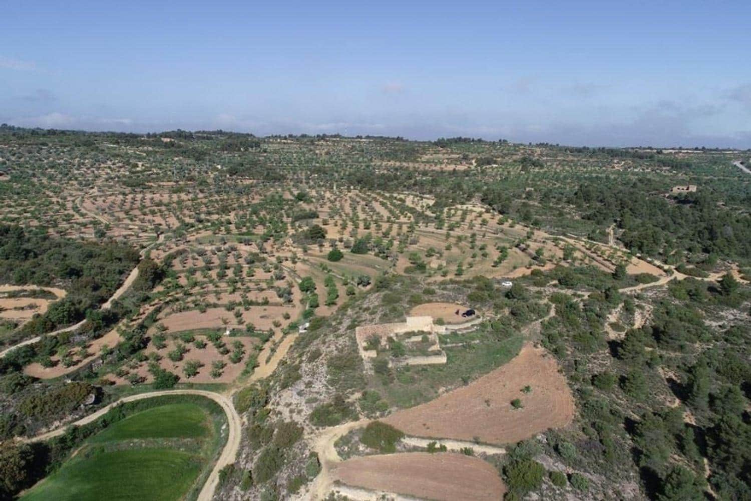 Ubebygd land til salgs i Valjunquera - € 35 000 (Ref: 10124643)