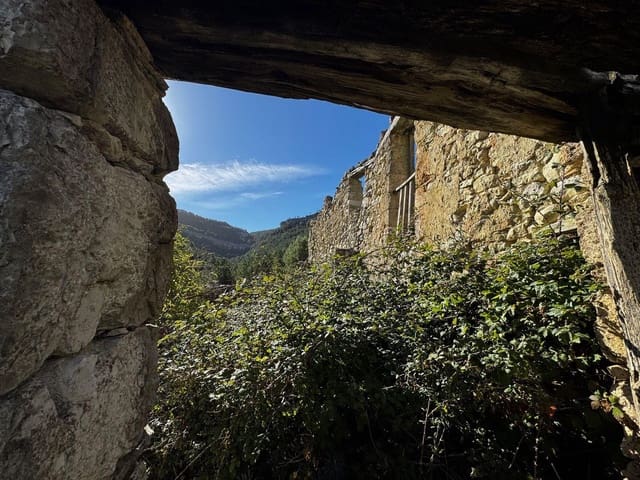 Terreno para Construção para venda em Valderrobres - 200 000 € (Ref: 10124652)