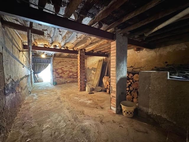 4 quarto Casa em Banda para venda em Valdeltormo com garagem - 63 000 € (Ref: 10124653)