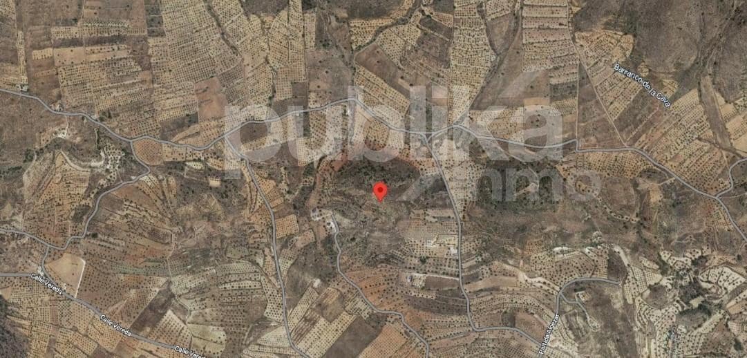 Grunde uden byggetilladelser til salg i Hondon de las Nieves - € 85.000 (Ref: 7985041)