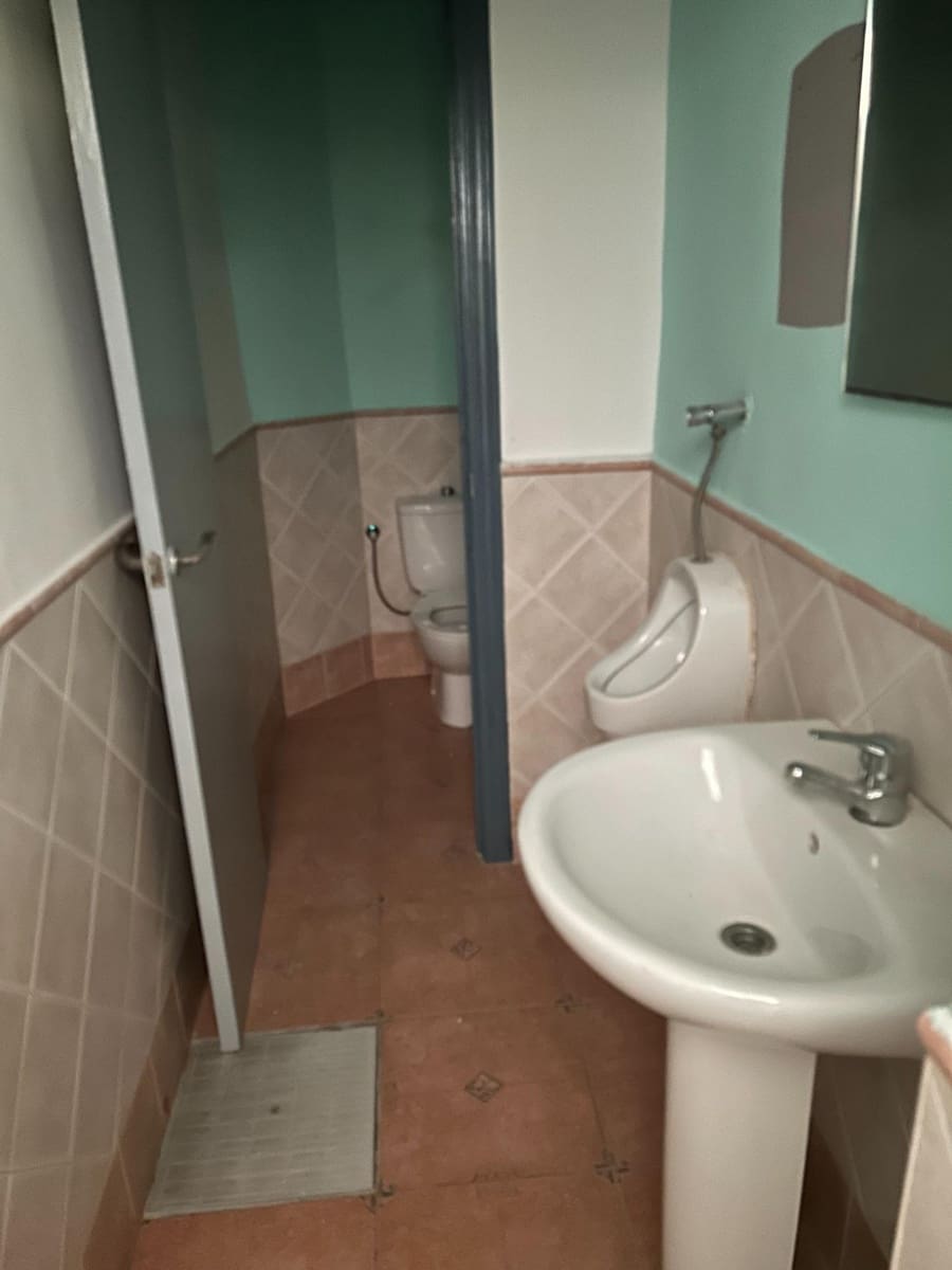 Comercial para venda em Santa Pola com garagem - 140 175 € (Ref: 7985064)