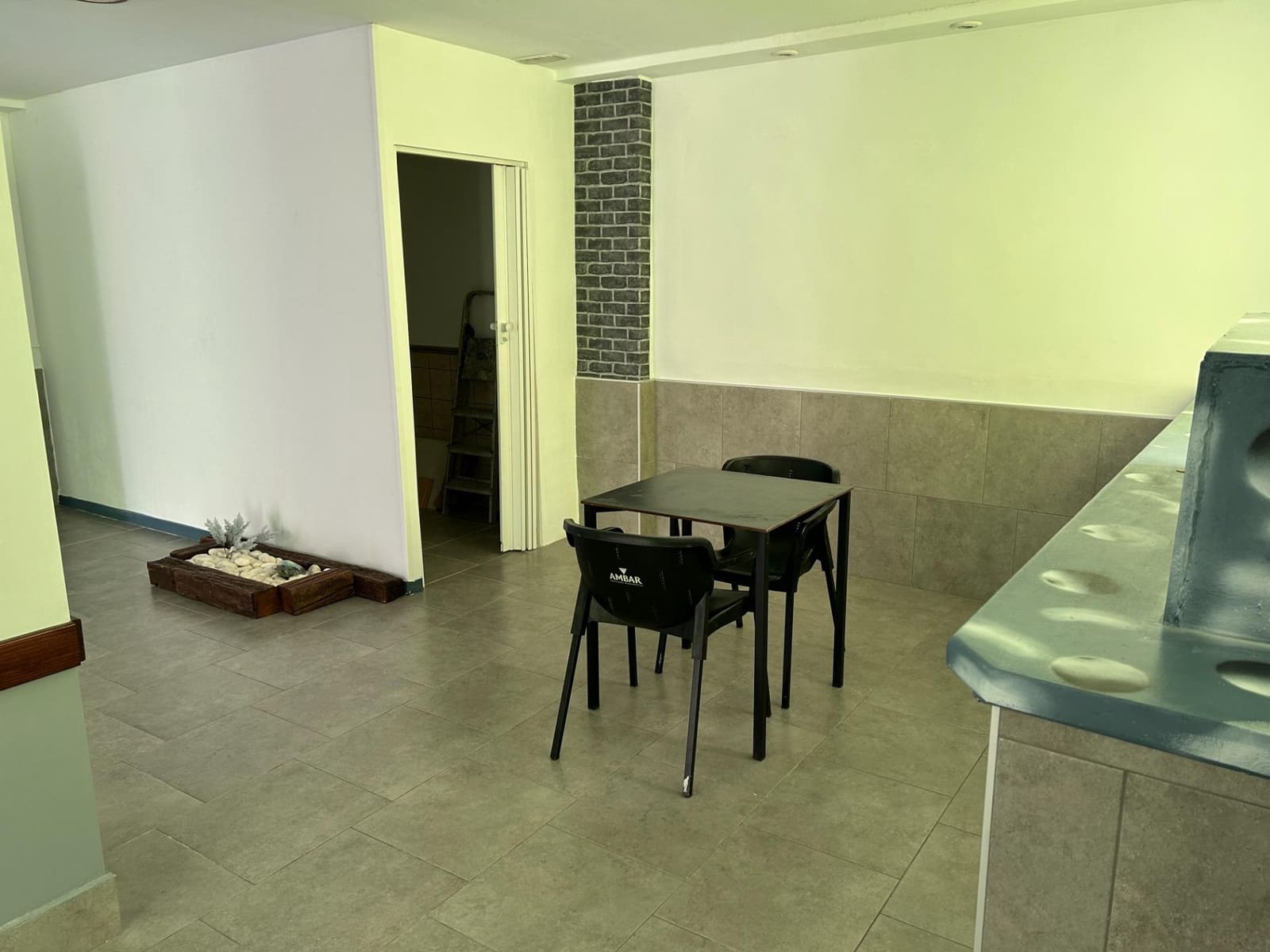 Comercial para venda em Santa Pola com garagem - 140 175 € (Ref: 7985064)