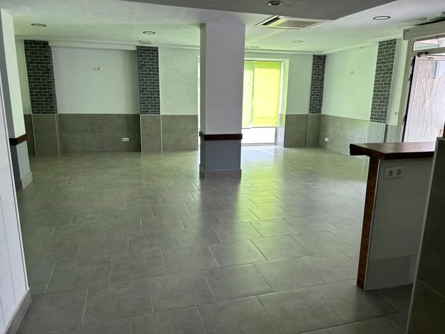 Comercial para venda em Centro, Santa Pola com garagem - 140 175 € (Ref: 7985064)