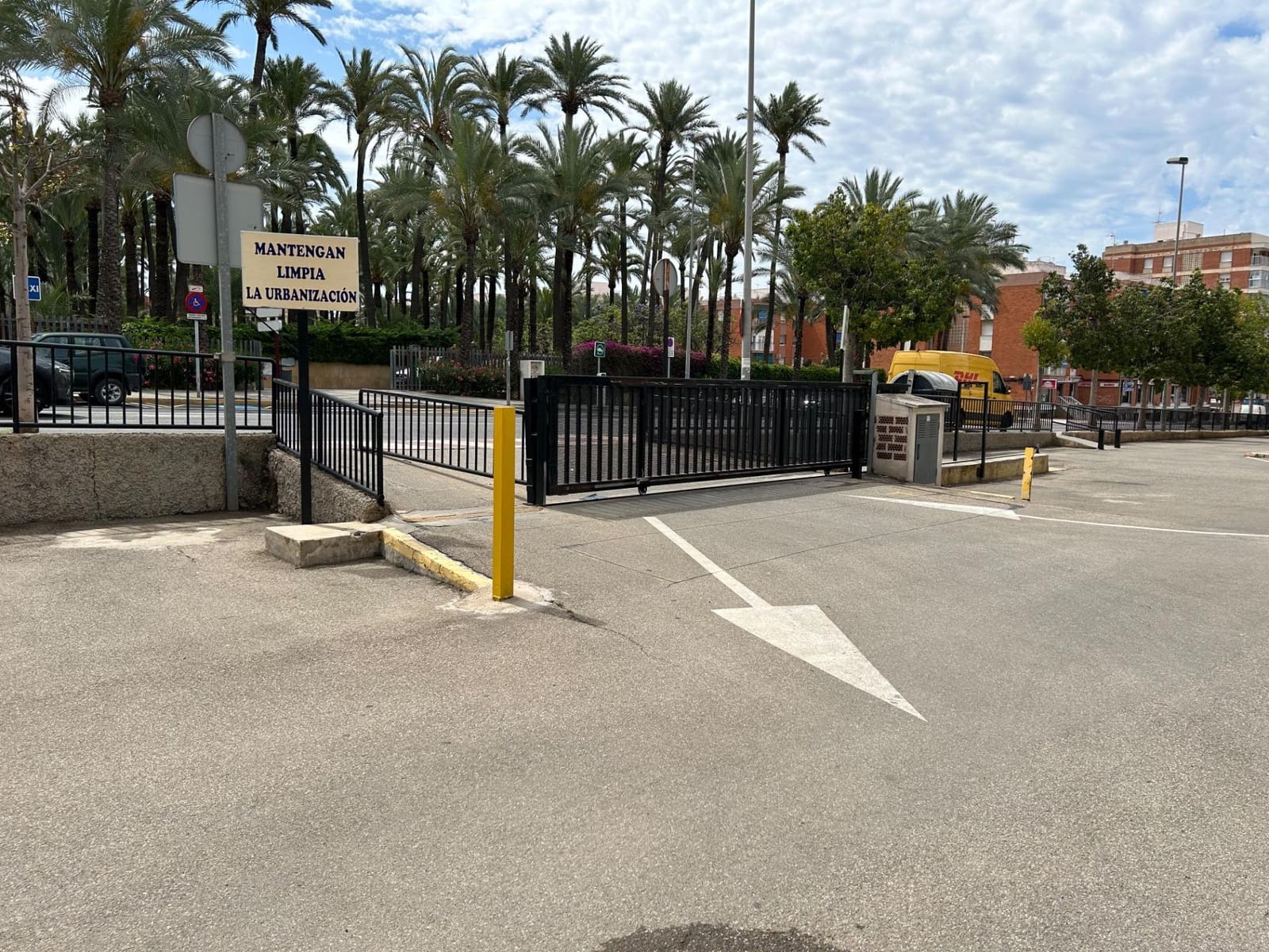 Comercial para venda em Santa Pola com garagem - 140 175 € (Ref: 7985064)