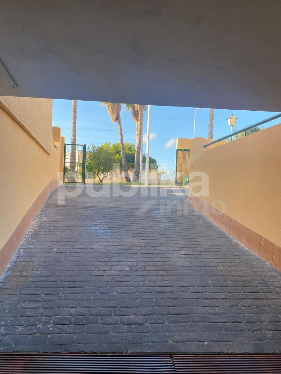 Garaje en Santa Pola en venta - 16.000 € (Ref: 7985076)
