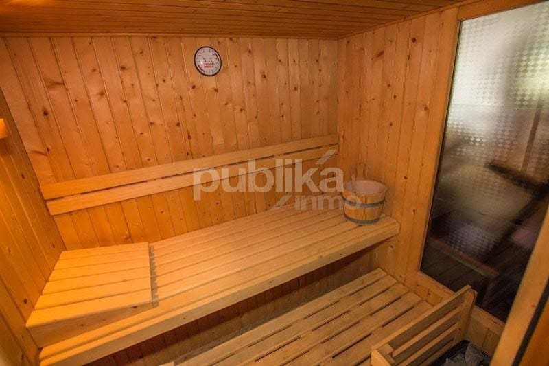 3 bedroom Villa for sale in Muro with pool garage - € 2,750,000 (Ref: 7985296)