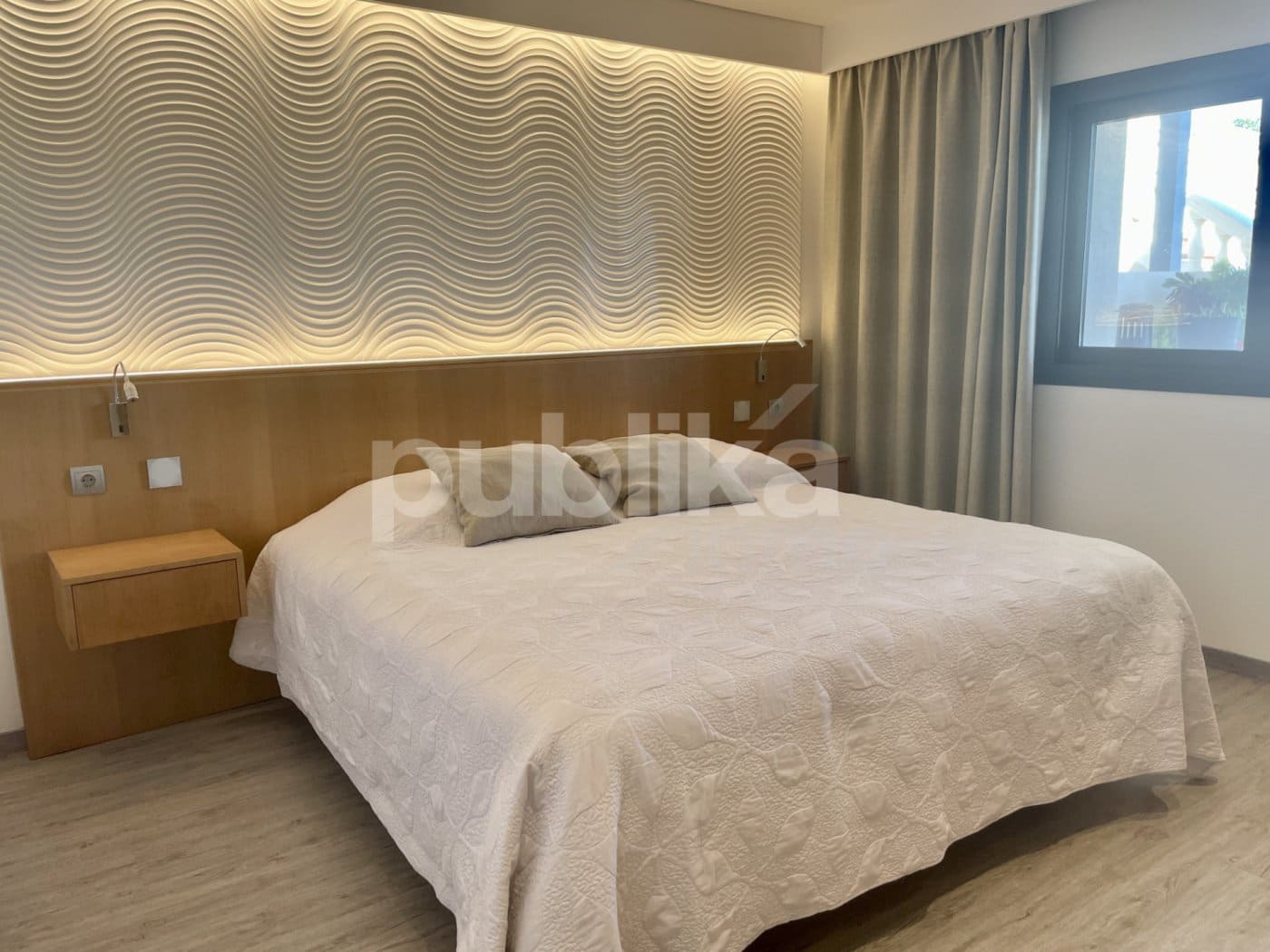 3 bedroom Villa for sale in Muro with pool garage - € 2,750,000 (Ref: 7985296)