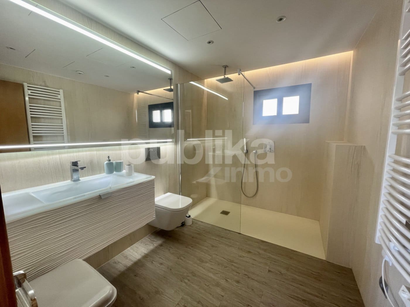 3 bedroom Villa for sale in Muro with pool garage - € 2,750,000 (Ref: 7985296)