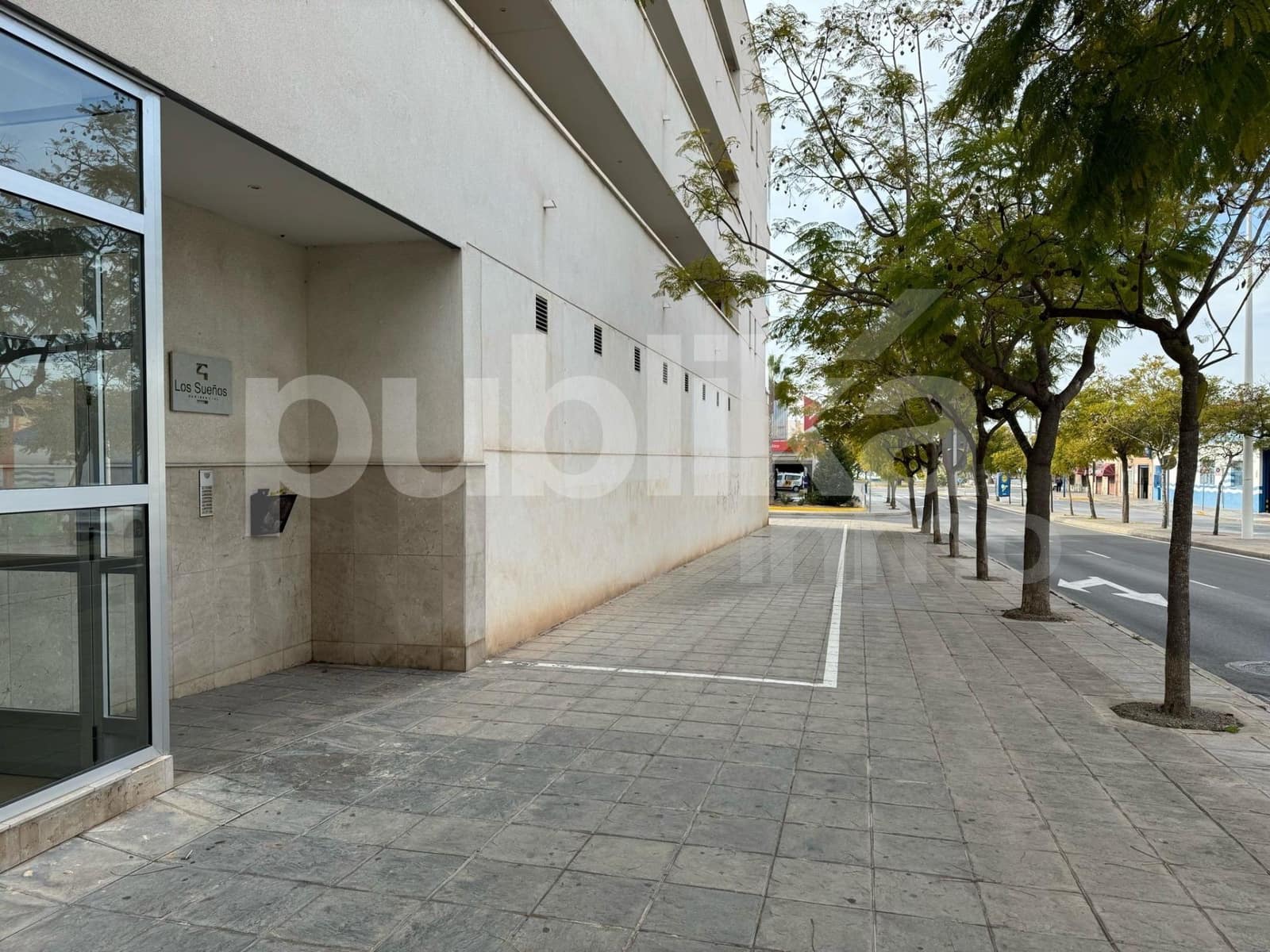 Erhverv til leje i Santa Pola - € 2.900 (Ref: 8104967)