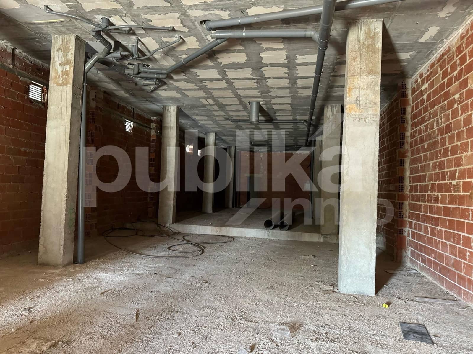 Erhverv til leje i Santa Pola - € 2.900 (Ref: 8104967)