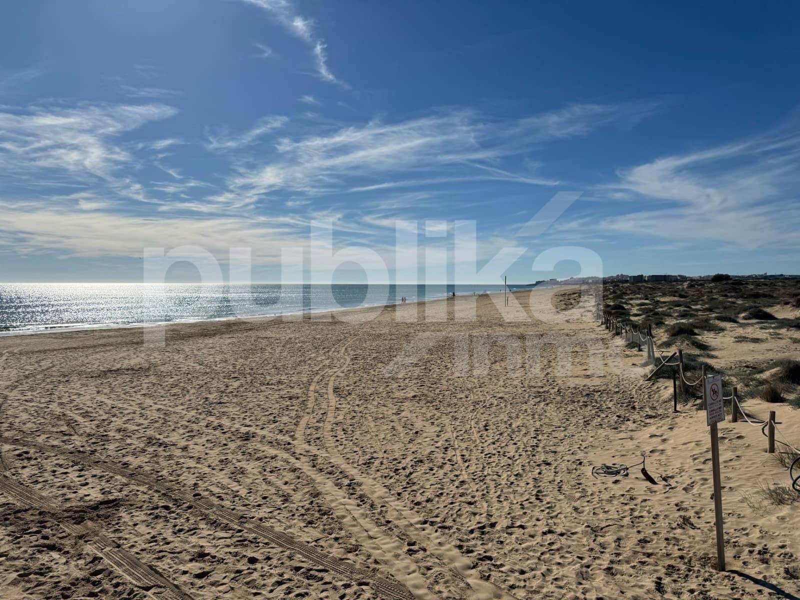 Erhverv til salg i Guardamar del Segura - € 1.800.000 (Ref: 8117534)