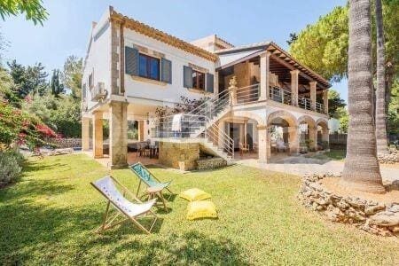 6 bedroom Villa for sale in Mal Pas-Bon Aire with pool - € 1,445,000 (Ref: 8460216)