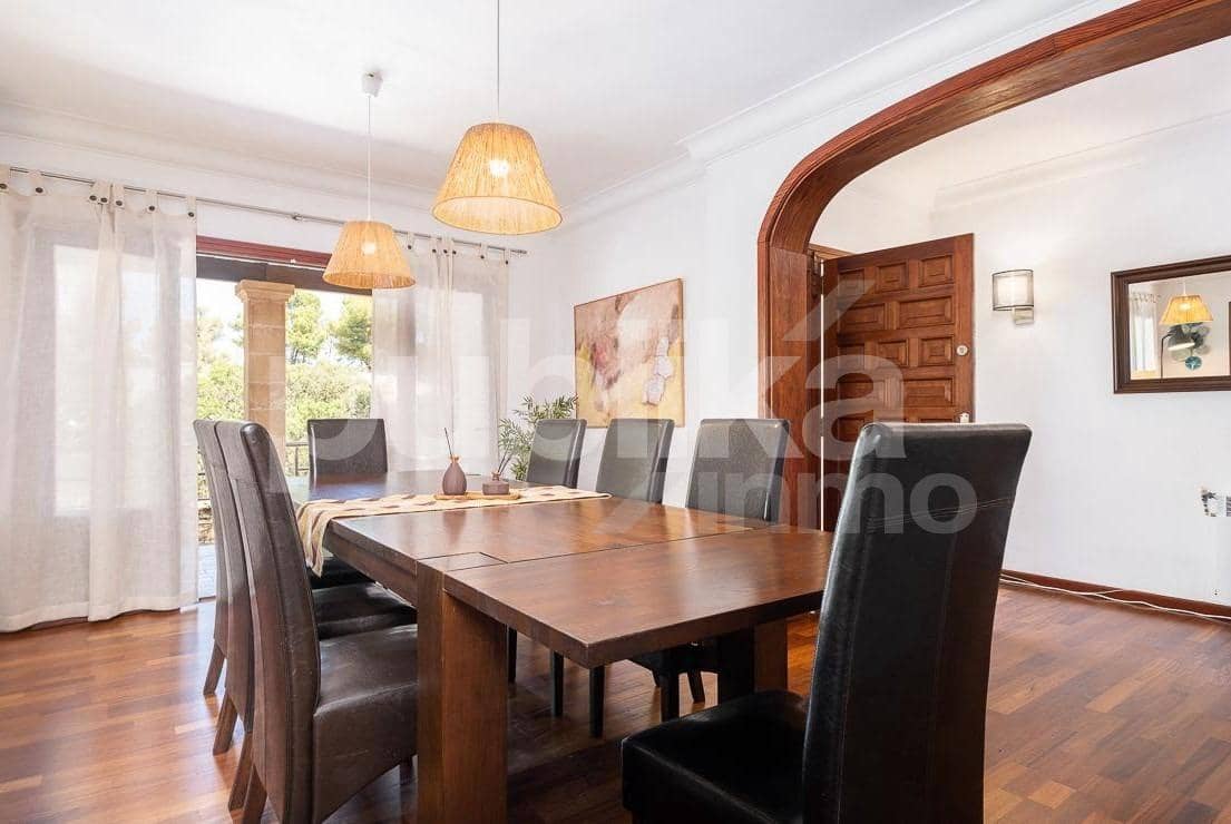 6 bedroom Villa for sale in Mal Pas-Bon Aire with pool - € 1,445,000 (Ref: 8460216)