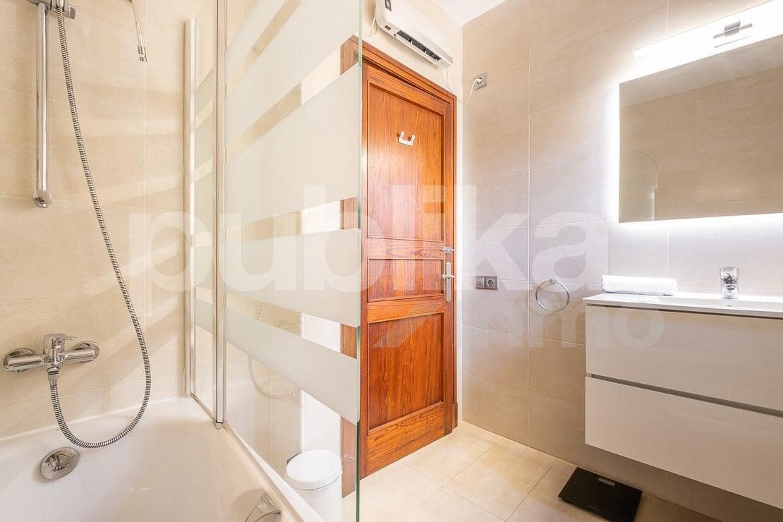 6 bedroom Villa for sale in Mal Pas-Bon Aire with pool - € 1,445,000 (Ref: 8460216)
