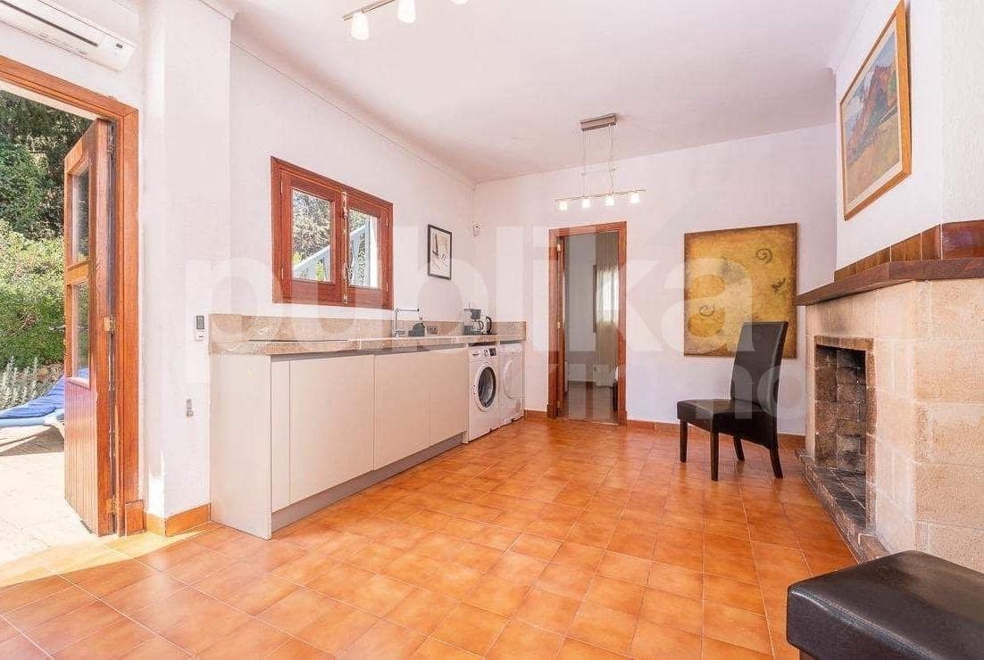 6 bedroom Villa for sale in Mal Pas-Bon Aire with pool - € 1,445,000 (Ref: 8460216)