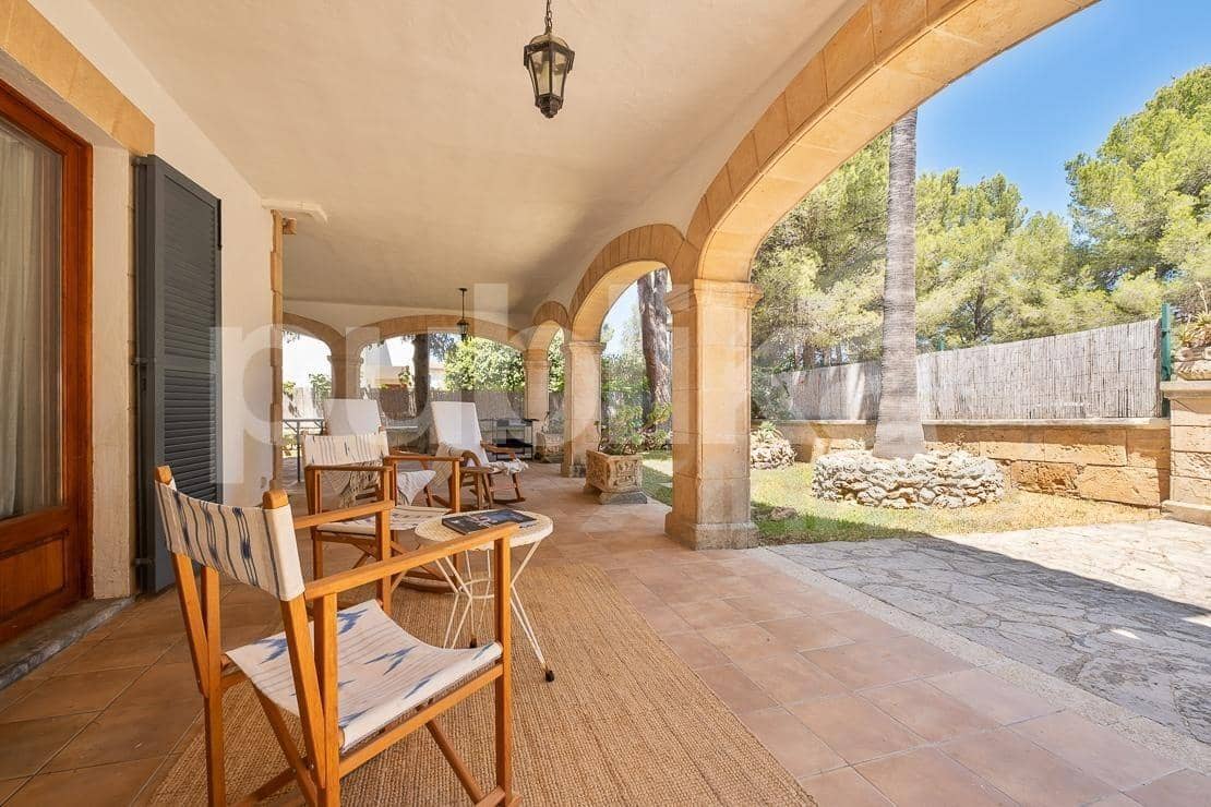 6 bedroom Villa for sale in Mal Pas-Bon Aire with pool - € 1,445,000 (Ref: 8460216)