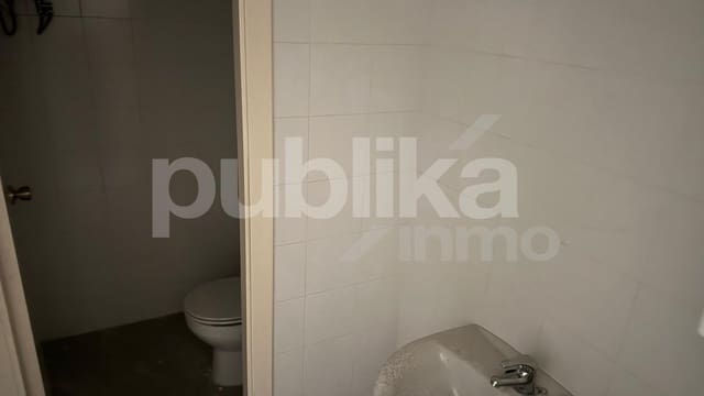 Kommersiell til salgs i Las Rozas de Madrid - € 280 000 (Ref: 9847990)