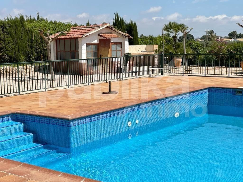 10 sovrum Villa till salu i Elche / Elx med pool - 580 000 € (Ref: 9847993)