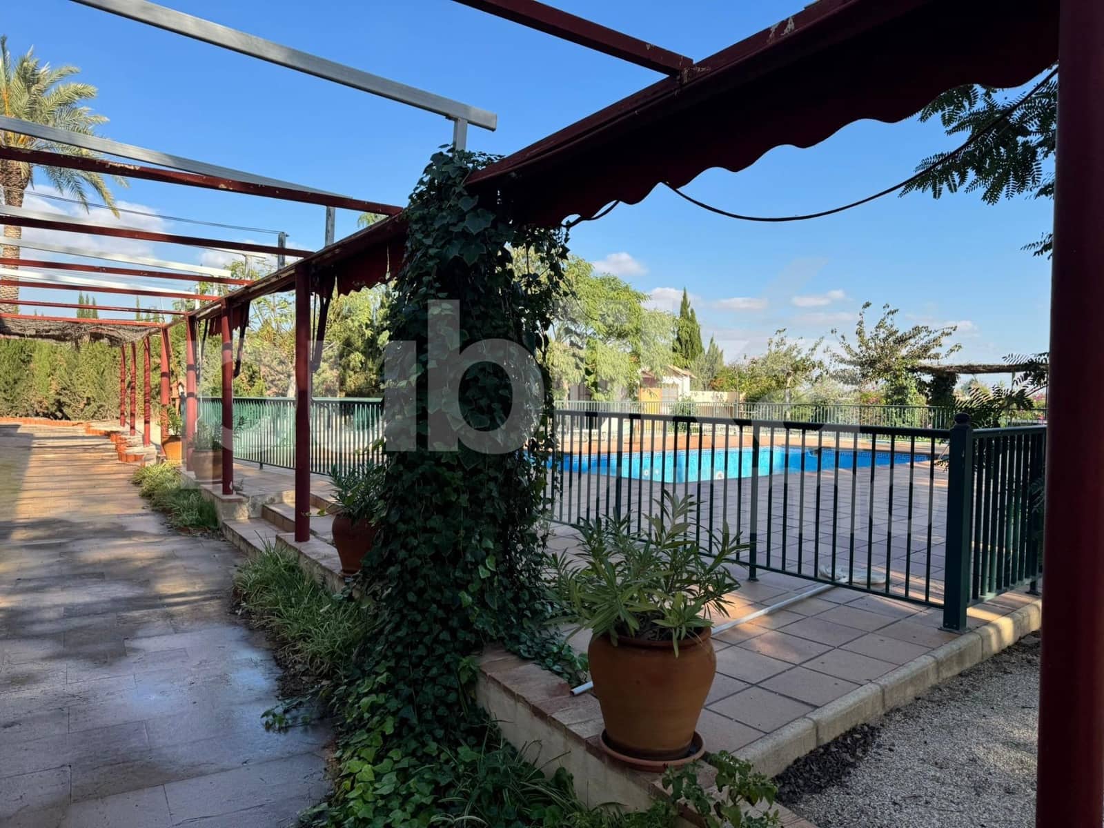 10 sovrum Villa till salu i Elche / Elx med pool - 580 000 € (Ref: 9847993)
