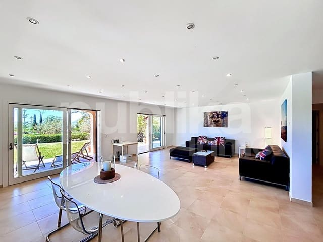 5 soverom Finca/Herregård til salgs i Campos med svømmebasseng - € 2 100 000 (Ref: 9847998)