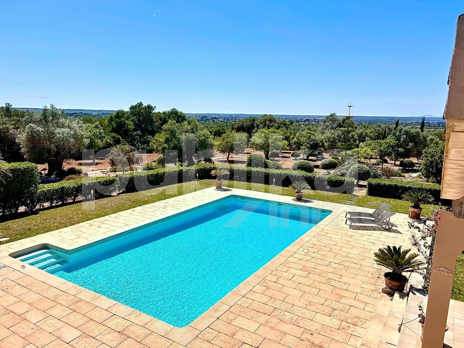 5 soverom Finca/Herregård til salgs i Campos med svømmebasseng - € 2 100 000 (Ref: 9847998)