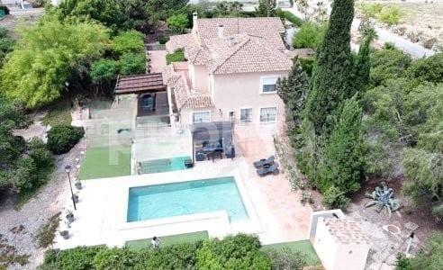 12 soveværelse Villa til salg i Perleta, Elche / Elx med swimmingpool garage - € 995.000 (Ref: 9847999)