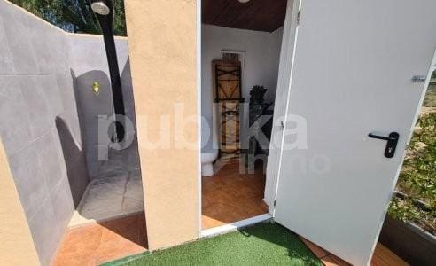 12 bedroom Villa for sale in Perleta with pool garage - € 995,000 (Ref: 9847999)