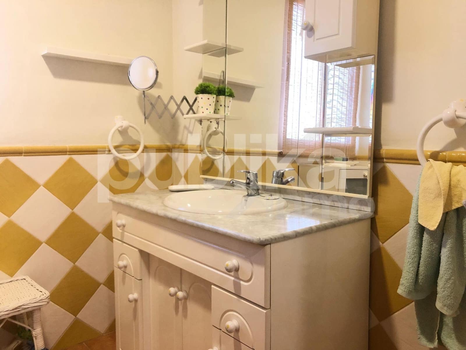 12 bedroom Villa for sale in Perleta with pool garage - € 995,000 (Ref: 9847999)
