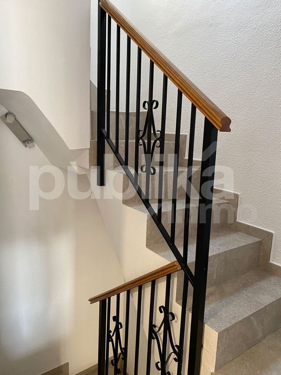 Adosado de 4 habitaciones en Santa Pola en venta con piscina - 260.000 € (Ref: 9848000)